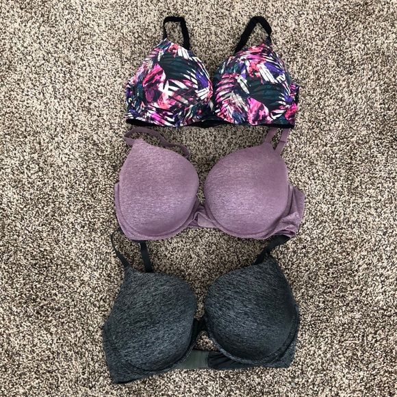 Victoria Secret Bundle - Picture 1 of 7